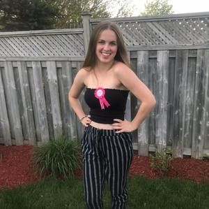 Meet your Posher, Nicole